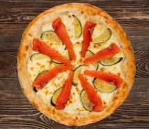 Пицца с лососем