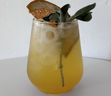 Лимонад персик-маракуйа