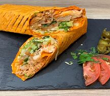 Шаурма в сырном лаваше