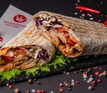 Шаварма с курицей в лаваше