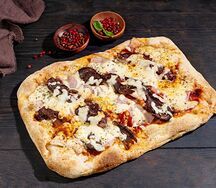 Пицца римская мясная