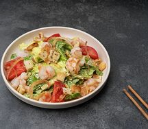 Азия-Цезарь с креветками и кокосовым соусом