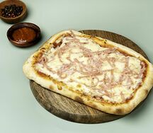 Детская римская пицца с ветчиной
