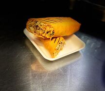 Шаурма в сырном лаваше