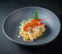 Оливье с крабом, раками и креветками