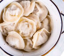 Пельмени отварные с маслом
