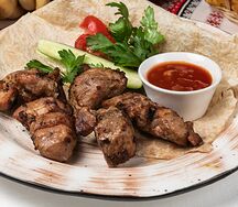 Шашлык из cвинoй шейки