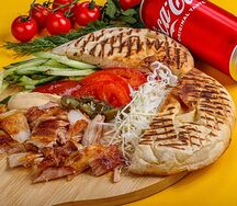 Донер на тарелке