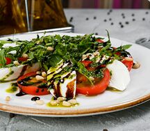 Салат капрезе