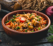 Каша из перловой крупы с овощами и каштанами