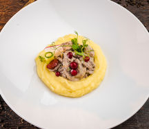 Бефстроганов с белыми грибами