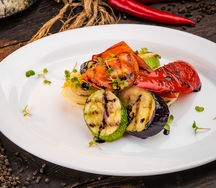 Овощи, запеченные на углях