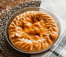 Пирог мясной большой