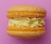 Макаронс Дыня