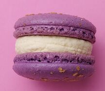 Макаронс Козий сыр-инжир