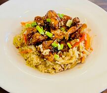 Курица терияки на рисе