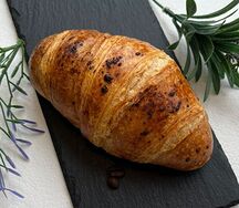 Круассан шоколадный