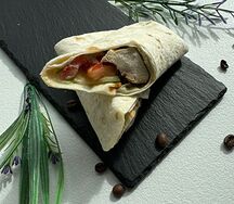 Ролл с курицей