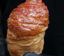 Завитушка с клубникой