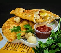Чебурек с картошкой и грибами