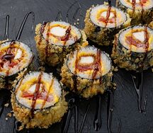 Темпурный ролл с курицей