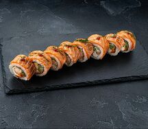 Ролл лосось с темпурной  креветкой