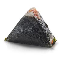 Онигири с крабом