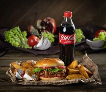 Бургер-шаверма с картошкой по-деревенски