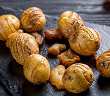 Картофель молодой с салом