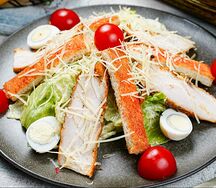 Салат Цезарь куриный