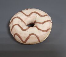 Донат карамельный