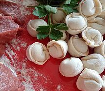 Пельмени из говядины и свинины собственного производства