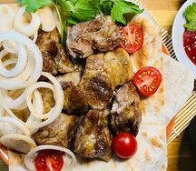 Шашлык из cвинoй шеи