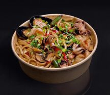 Wok с морепродуктами