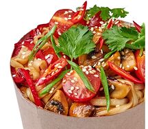 Острая лапша с овощами