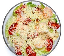 Салат Цезарь с тигровыми креветками