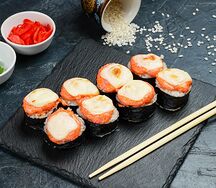 Ролл Запечённый лосось