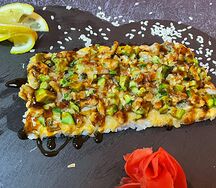 Японская пицца с угрём