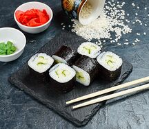 Классический ролл Огурец