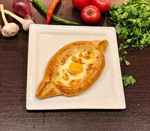 Хачапури по-аджарски