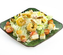 Салат Цезарь с креветками 