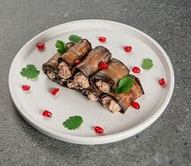 Баклажановые рулетики