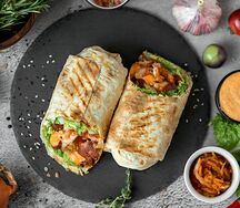 Шаурма с курицей кимчи