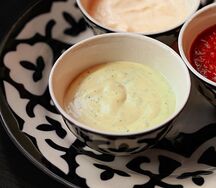 Сливочный с чесноком