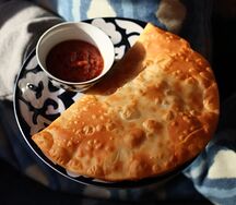 Чебурек карбонара