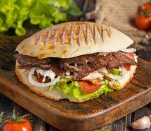 Шаурма в пите с говядиной