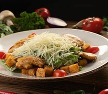 Цезарь с курицей