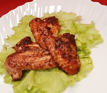 Запечённые крылышки в соево-медовом маринаде