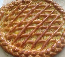 Пирог с яблоками и корицей