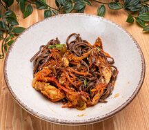 Лапша соба с цыпленком унаги